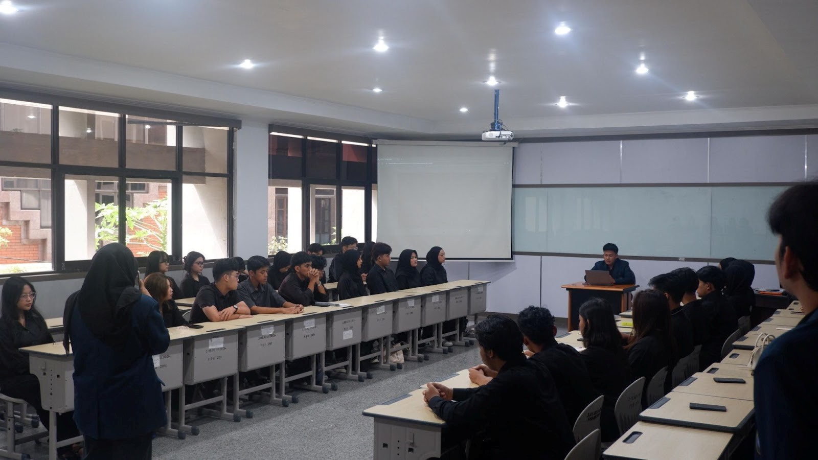 Legislator Training I 2025: Membangun Legislator Muda yang Visioner dan Profesional