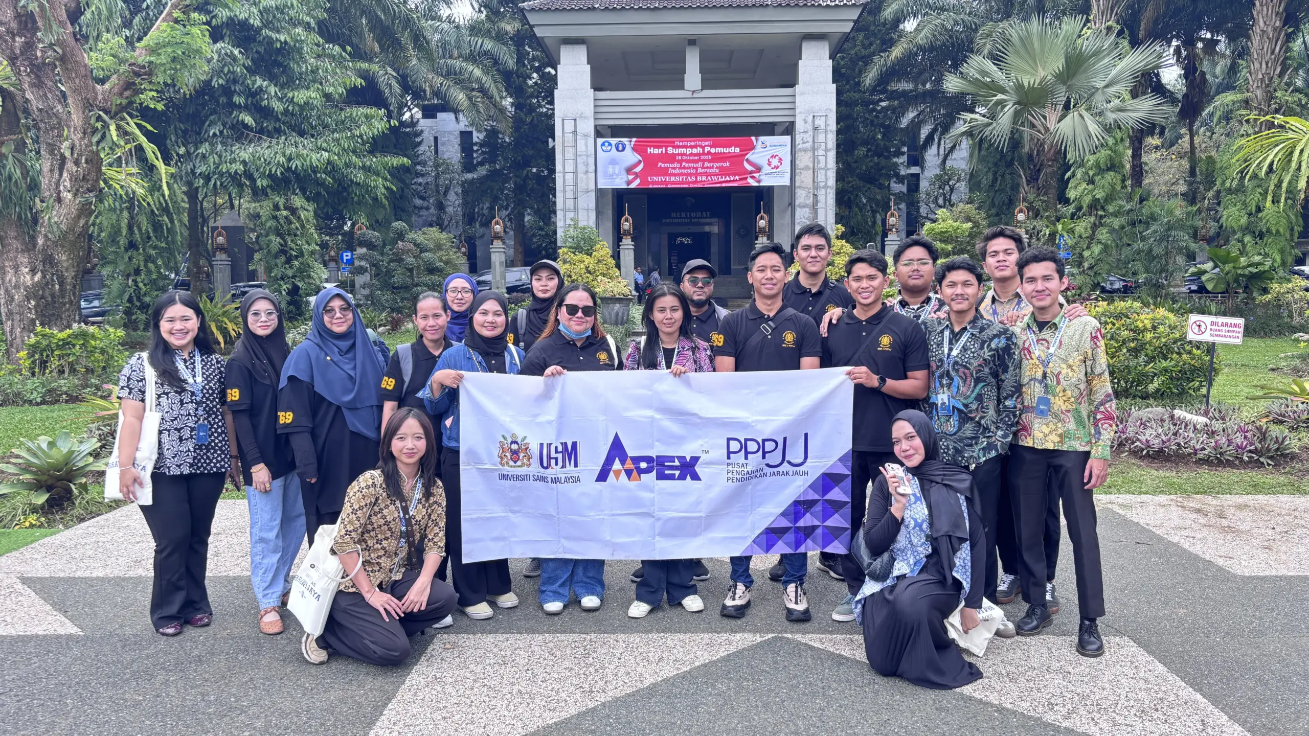 Student Mobility FEB UB dan USM: Kolaborasi Belajar Ekonomi Berkelanjutan di Kampung Semar Malang