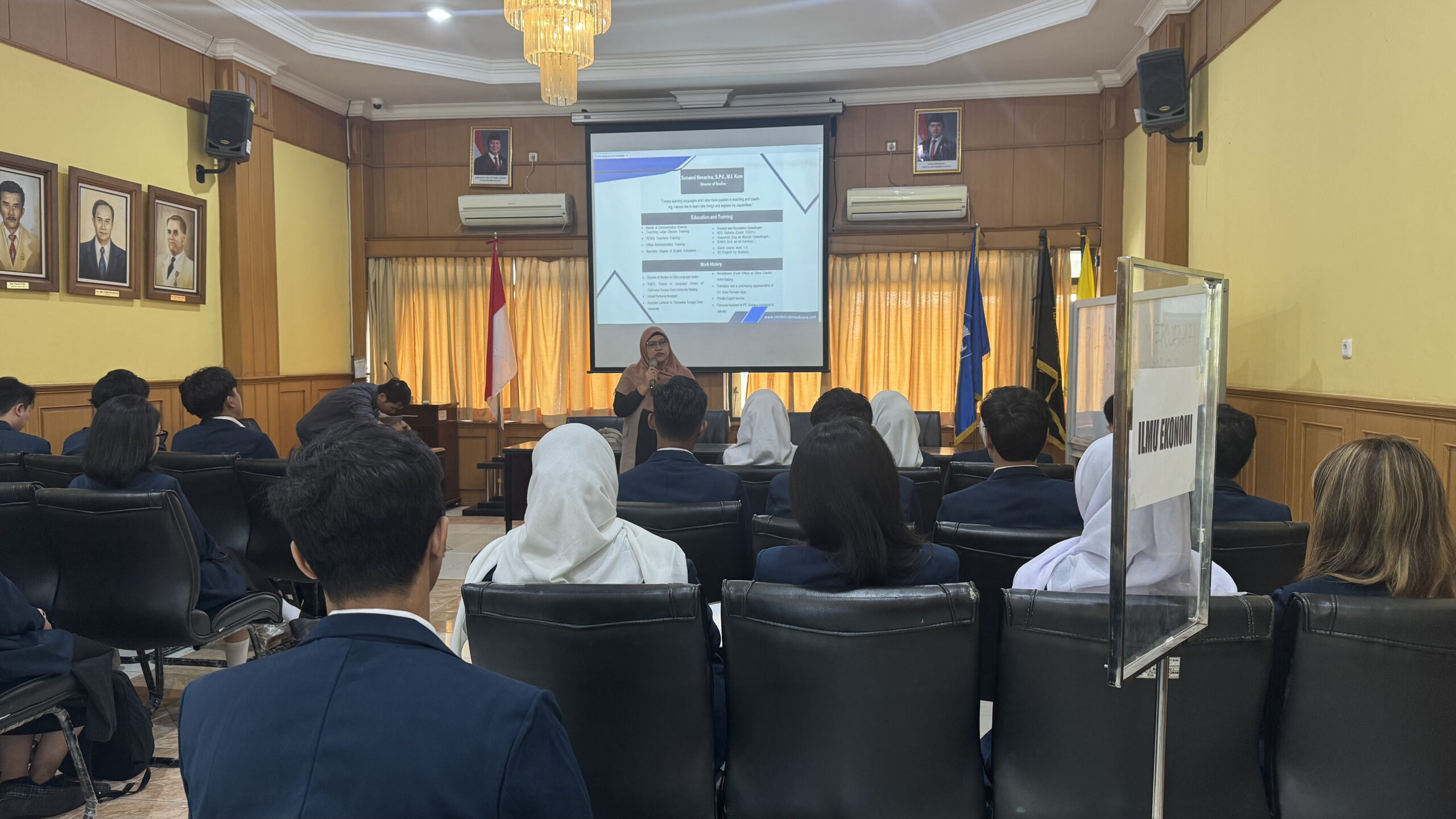Persiapan Menuju Dunia Kerja, FEB UB Gelar Seminar “From Campus to Career”